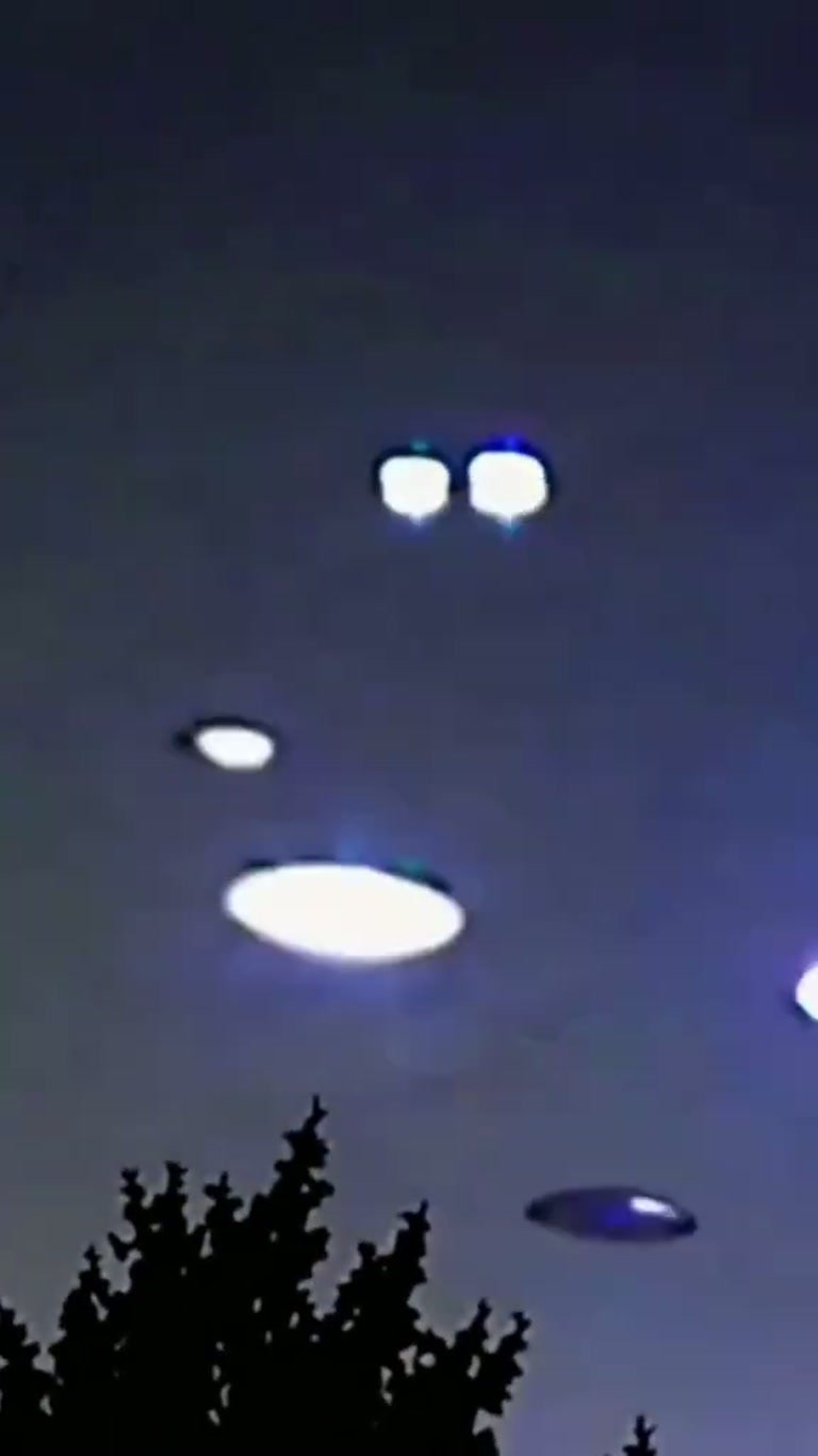 Denver Night Sky Footage Shows Discs Nobody Can Explain