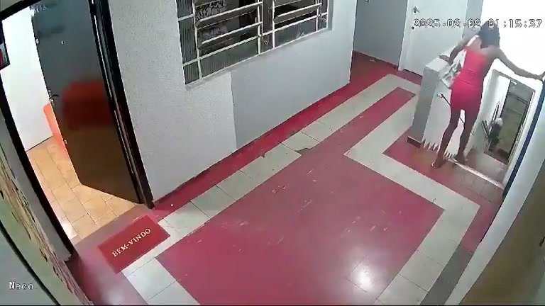 Pink-Tiled Hallway: 18 Seconds Two Strangers Cross Paths at 1 a.m.