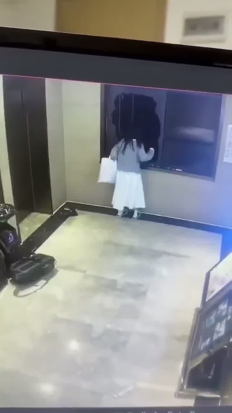 Lobby Camera Records Sudden Turn in Late-Night Encounter